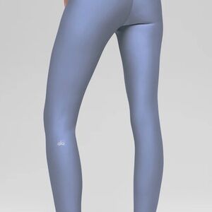 ALO Yoga Women's Leggings in Dusty Blue